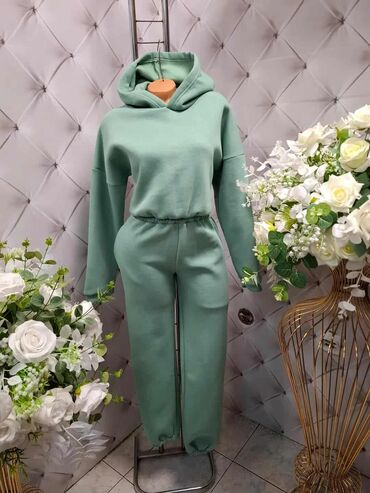 Gornji i donji deo: Termo komleti 3500 din — 9