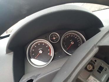 golf 2 vrata: OPEL ASTRA H GTC - KOMPLETAN AUTO U DELOVIMA | Kompletan auto u — 4
