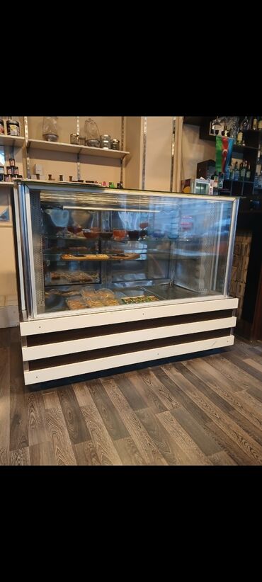 kiçik ölçülü soyuducular: *SEVA XİRDALAN* Kabab vitrini satilir. Olcu eni 165 hundurluk 135