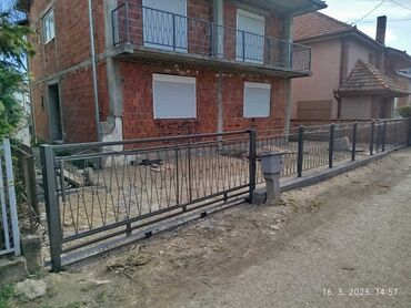 Građevinarstvo i rekonstrukcija: Izrada po meri i zelji kupca Razni modeli u ponudi Ugradnja — 12
