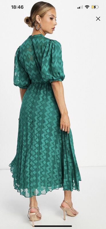 Ziyafət donları: Asosdan alinib. Ingiltereden getirilib. Alış qiymətlərini qeyd edirem — 9