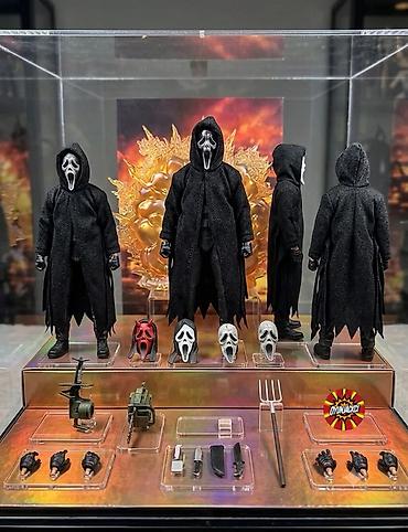 pive seti: Məhsul: “Ghostface” temalı toplanan aksiya fiquru seti Təsvir: - — 1