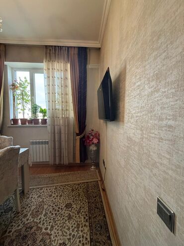 Balkonlar: Kristal 2 Də Kupçalı 2 Otaq. 55 Kv. 105 Min. 14 Ün- 11 İ. Hərbi — 7