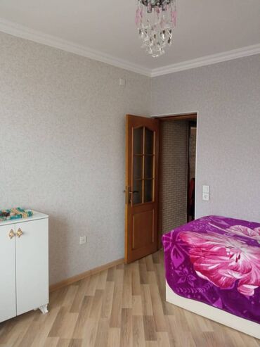 Köhnə tikili: Bakı, 3 otaqlı, Köhnə tikili, m. Xalqlar Dostluğu, 55 kv. m — 3