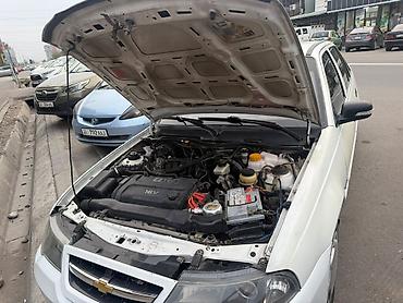 Daewoo: Daewoo Nexia: 2013 г., 1.6 л, Кол менен иштөөчү, Бензин, Седан — 5