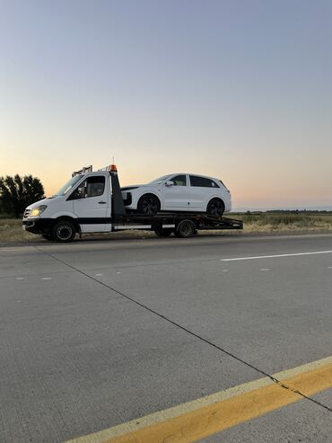 Услуги эвакуатора: С манипулятором, С лебедкой, С ломаной платформой — 8