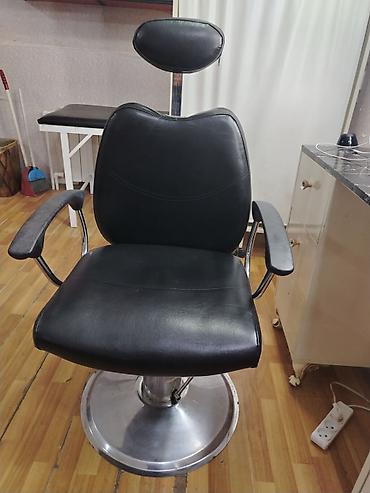 Salon, tibbi mebel: Peşəkar bərbər/kosmetologiya kresloları - Tənzimlənən başaltı — 1
