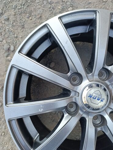 Диски: Литые Диски R 15 Комплект, отверстий - 5, Б/у at lalafo.kg — 9 Диски: Литые Диски R 15 Комплект, отверстий - 5, Б/у — 9