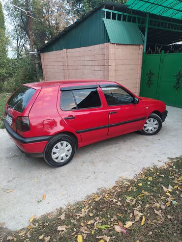 дом на обмен: Volkswagen Golf: 1996 г., 1.8 л, Механика, Бензин, Хэтчбэк