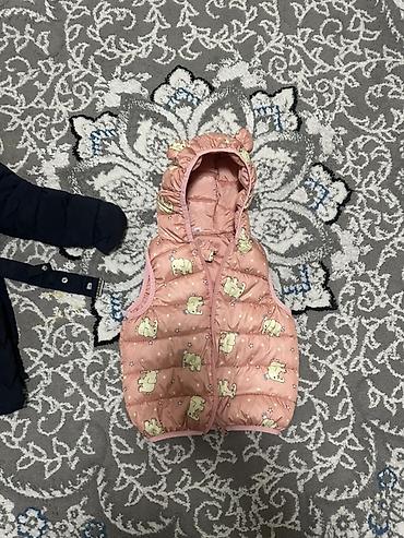 Отдам даром детские вещи на девочку! Некоторые вещи до года некоторые at lalafo.kg Отдам даром детские вещи на девочку! Некоторые вещи до года некоторые