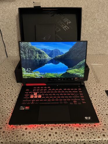 afon 9: ASUS ROG, 15.6 ", AMD Ryzen 9, 512 GB