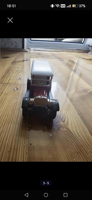 İdman və hobbi: Kolleksiya üçün retro üslubda oyuncağ avtomobil maketi - Model: Köhnə — 3