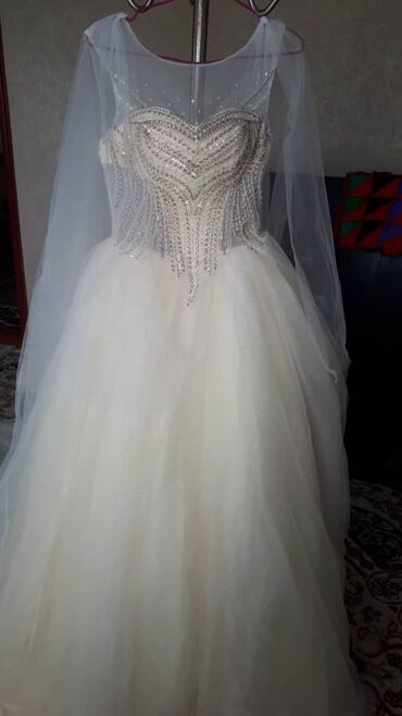 свадебная платья: Вечернее платье, Пышное, Длинная модель, С рукавами, С пайетками, XS (EU 34), S (EU 36), M (EU 38)