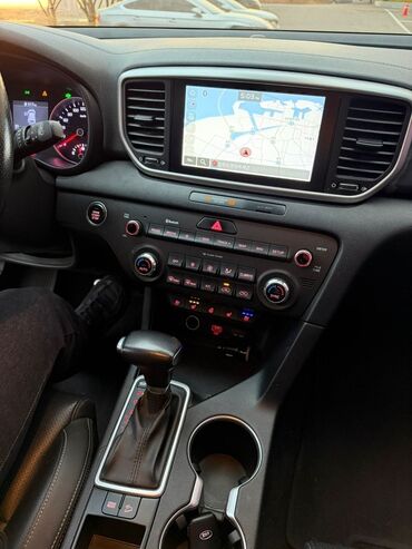 Kia: Kia Sportage: 2019 г., Кроссовер — 10