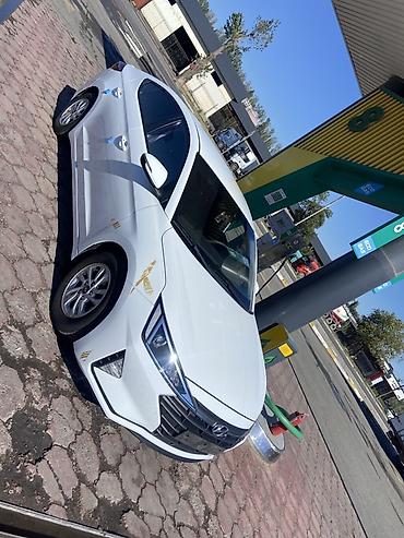 Hyundai Avante: 2019 г., 1.6 л, Автомат, Бензин, Седан