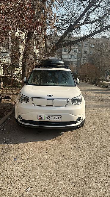 byd e6: Kia Soul: 2019 г., 0.4 л, Автомат, Электромобиль, Универсал — 4