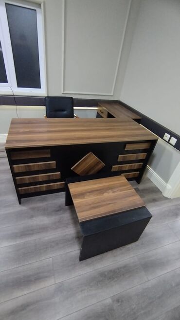 офисные стулья доставка: ✅Stokda: 15 ədəd var ✅Yenidir! qiymət real öz qiymətidir!