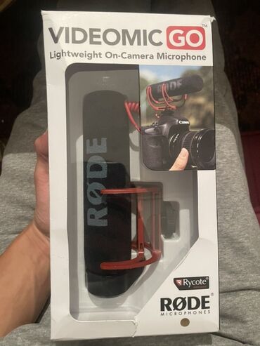 петличные микрофоны: RODE VideoMic GO — легкий направленный микрофон для установки на