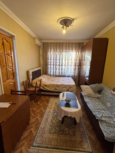 Uzunmüddətli kirayə mənzillər: Şexsi menzilim.WhatsApp aktiv.Nerimanov rayonu Life centrın arxası, 39 — 9