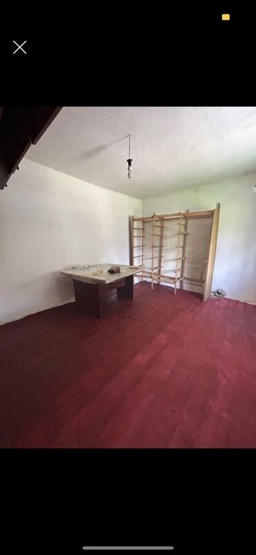 продаю дом в рабочем городке: 4646 м², Без мебели