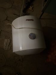 газ 4: Накопительный водонагреватель Объем бака: 50 л, Thermex, Б/у