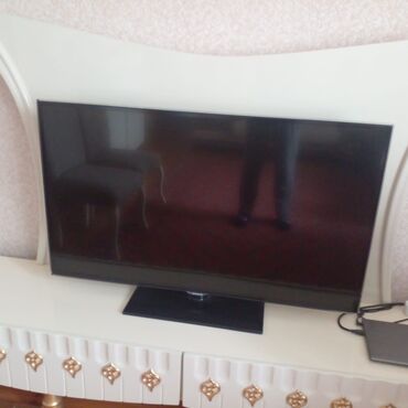 24 ekran smart tv: 118 ekran smart deyil