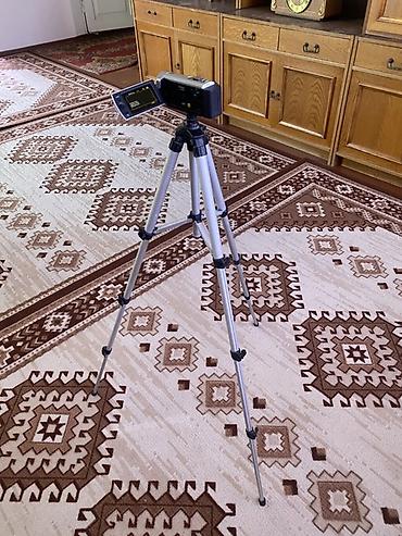 digital camera: Видеокамера Sony Handycam с комплектным штативом. Основные — 5