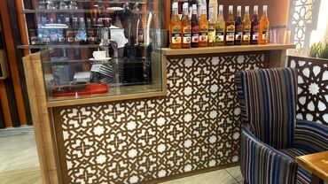 кофейня на колесах купить: Бизнес сатуу Кафе, Төмөнкүлөр менен бирге: Кардарлар жана жеткирүүчүлөр базасы, Бренд жана интеллектуалдык менчик, Жабдуулар жана эмерек