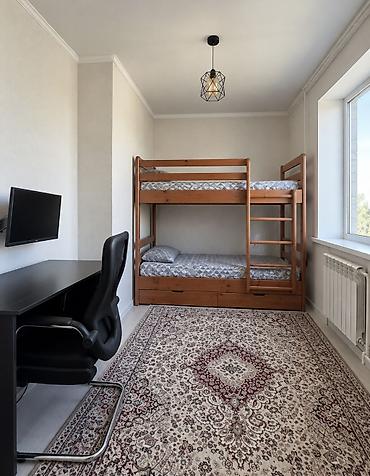 Үйлөр: 6 бөлмө жана андан көп, 155 м², 4 соток, Бишкек, Фучик паркы Риелтор — 5