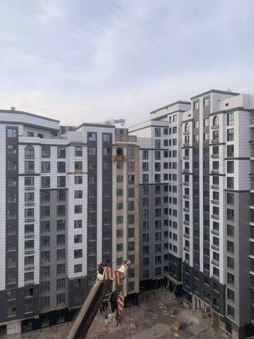 купить квартиру в строящемся доме в бишкеке: 3 комнаты, 108 м², Элитка, 10 этаж, ПСО (под самоотделку)