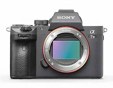 iohone 13 pro: Sony Alpha A7 III (ILCE-7M3) gövdə – E-mount tam kadr (full-frame) — 1