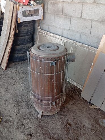 Печи длительного горения: Печь длительного горения Б/у, Материал: Металл, Площадь обогрева: 50 м², Страна производства: Китай — 1