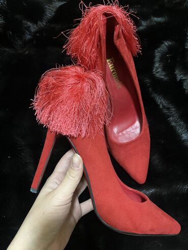туфли с ремешком: Туфли 38, цвет - Красный