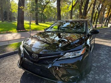 порше панамера: Toyota Camry: 2019 г., 2.5 л, Автомат, Бензин, Седан
