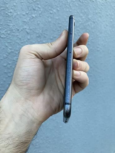 Apple iPhone: IPhone 8, 64 GB, Qara, Barmaq izi — 4