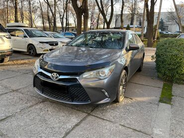 гаражное распродажа: Toyota Camry: 2016 г., 2.5 л, Автомат, Бензин, Седан