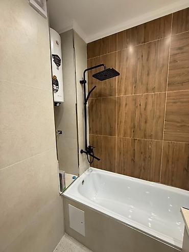Продажа квартир: 2 комнаты, 63 м², 7 мкр Элитка, 4 этаж, Евроремонт — 7