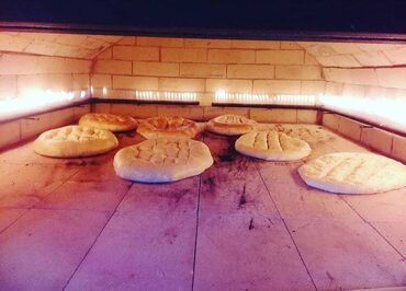 Restoran, kafelər: Xətai rayonu rabociy prospektə yaxın 540 kv.m 25 sot həyəti olan — 3