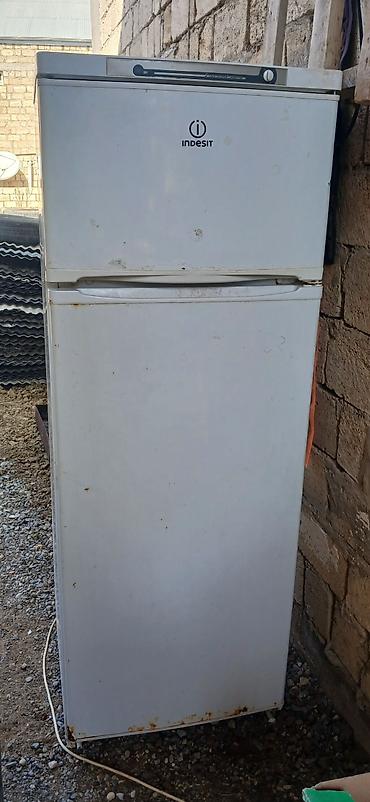 madem qiymeti: İşlənmiş 2 qapılı Indesit Soyuducu Satılır, rəng - Ağ — 1