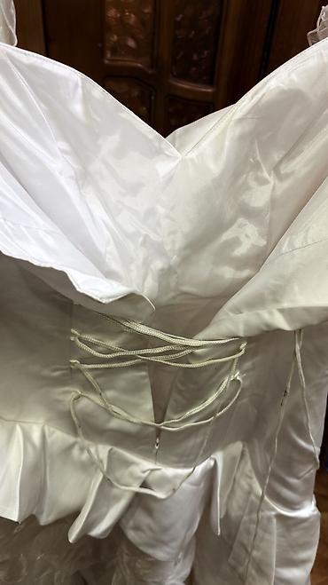 Свадебные платья: Продаю шикарное белое свадебное платье В хорошем состоянии — 5