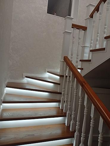 Деревянные лестницы: Деревянная лестница Для дома, Вид дерева: Орех, Форма лестницы: Много-маршевая, Стиль: Классический — 3