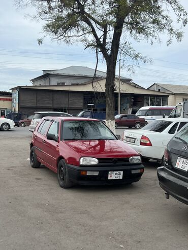 Volkswagen: Volkswagen Golf: 1992 г., 1.8 л, Механика, Бензин, Хэтчбэк