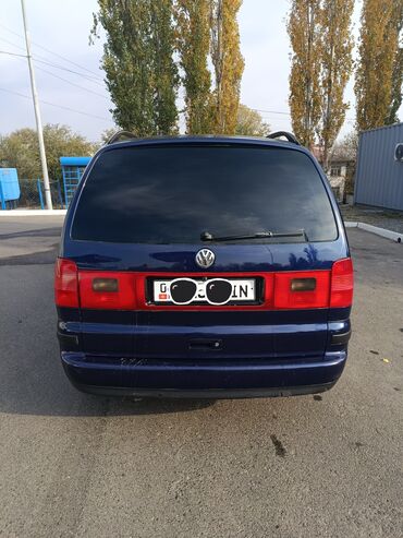 продаю скутер срочно: Volkswagen Sharan: 2003 г., 1.8 л, Автомат, Бензин, Минивэн
