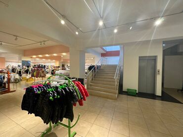 Mağazalar: Yasamalda yerləşən ümumi sahəsi 1550 kv,m olan,obyekt təmirli maqaza — 7