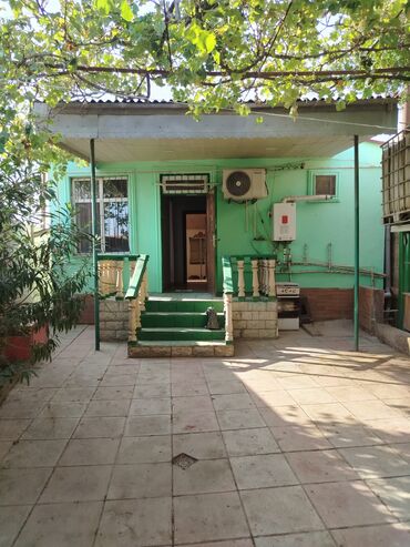 Köhnə tikili: 2 otaqlı ev interyeri - Geniş və işıqlı otaqlar: Hündür tavan, böyük — 13