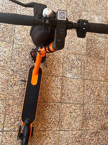 elektron saz: Elektrik skuter – narıncı rəng Xüsusiyyətlər: - Geniş, sürüşməyə — 5