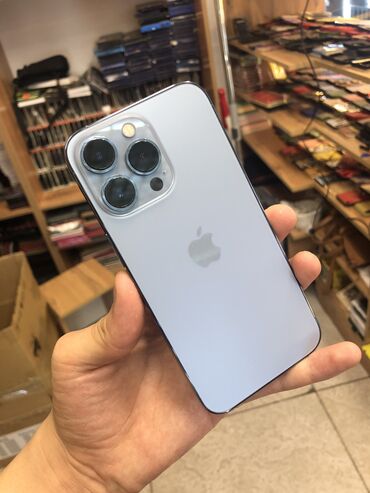 Apple iPhone: IPhone 13 Pro, Б/у, 256 ГБ, Sierra Blue, Зарядное устройство, Защитное стекло, Чехол, 86 %