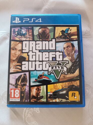 pes 2013 playstation 4: PlayStation 4 (PS4) üçün Grand Theft Auto V (GTA 5) oyun diski. Bu