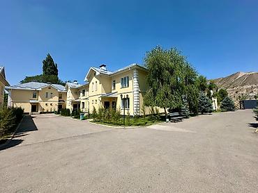 двухуров: 🏡 Продается двухуровневый таунхаус 115 м² с новым ремонтом в закрытом — 1