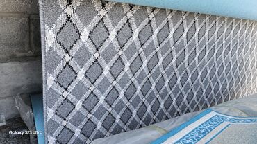 Бильярдные столы: Продаем ковролины для бильярдных клубов. в наличии. писать строго — 12